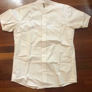 Publish white short sleeve button